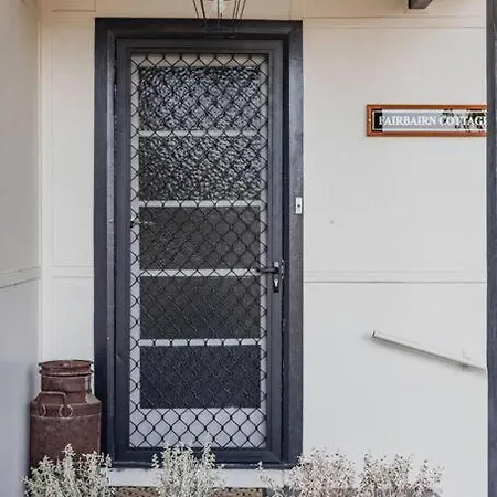 Live In The Heart Of Mudgee At Fairbairn Cottage Exterior photo