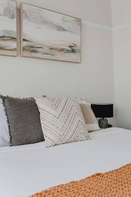 Live In The Heart Of At Fairbairn Apartment Mudgee