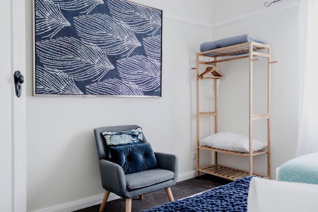 Live In The Heart Of At Fairbairn * Mudgee